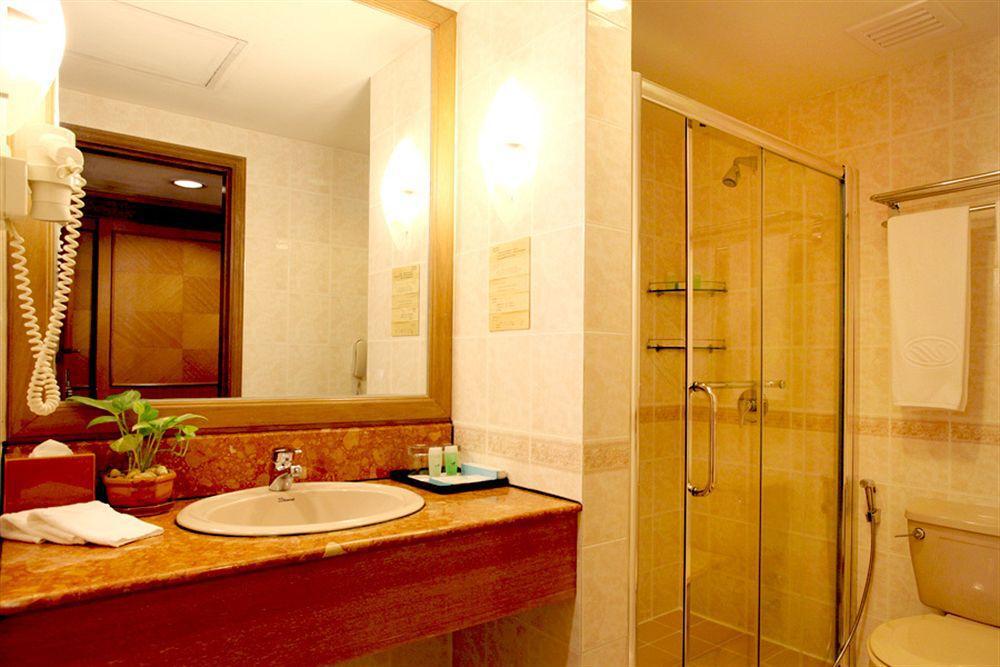 Sunway Hotel Phnom Penh Bagian luar foto