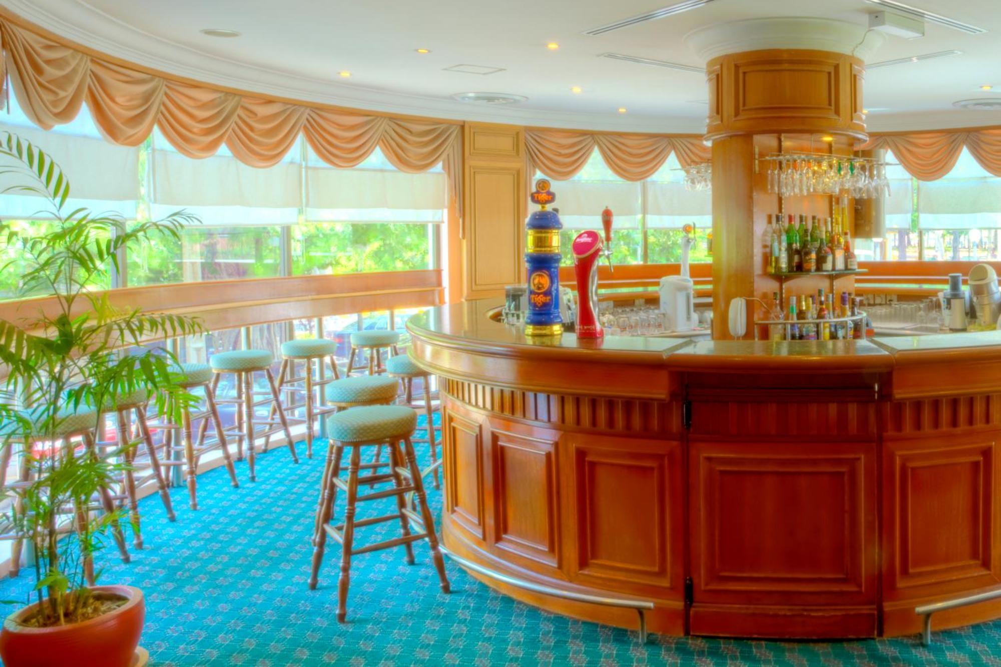 Sunway Hotel Phnom Penh Bagian luar foto