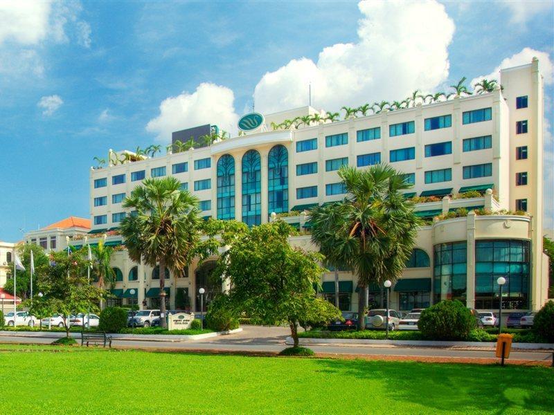 Sunway Hotel Phnom Penh Bagian luar foto