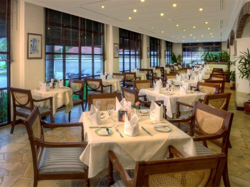 Sunway Hotel Phnom Penh Restoran foto