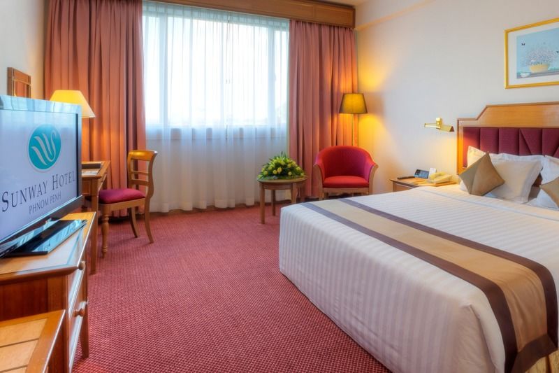 Sunway Hotel Phnom Penh Bagian luar foto