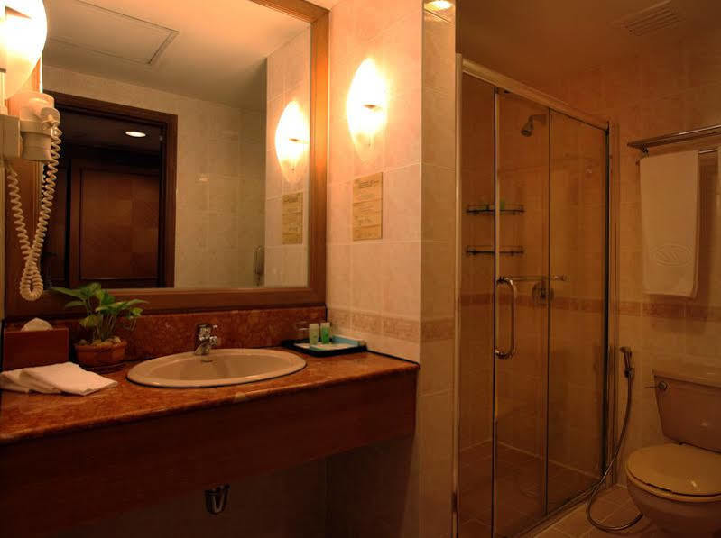 Sunway Hotel Phnom Penh Bagian luar foto