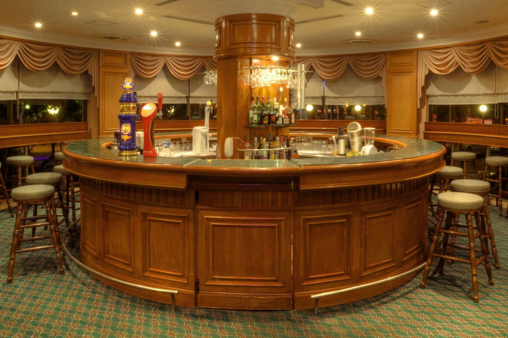 Sunway Hotel Phnom Penh Bagian luar foto